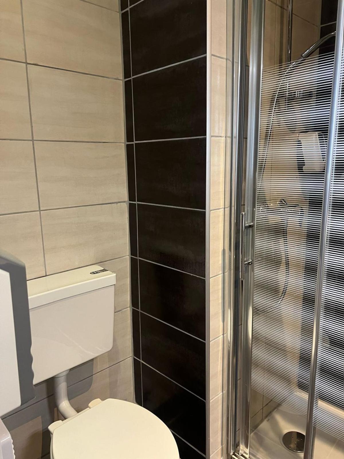 Hotel Roc De Massabielle Лурд Экстерьер фото